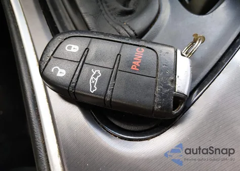 2019 Dodge Challenger Sxt z USA, uszkodzony, nr VIN 2C3CDZAG2KH668712